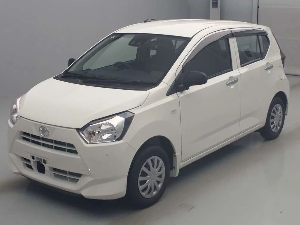 Toyota Pixis Epoch LA350A 2021